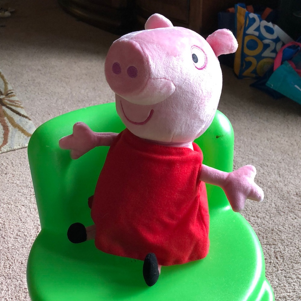 Peppa Pig. Talking Peppa plush